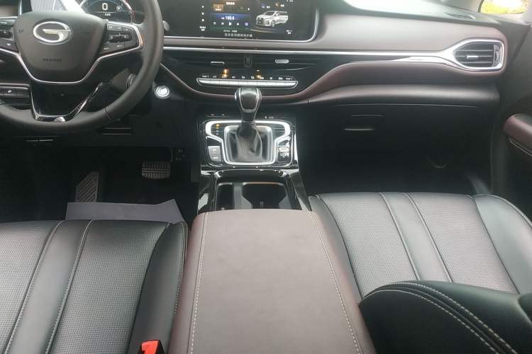 Used GAC Trumpchi M6 2023 PRO 270T DCT Luxury Edition Gear Lever