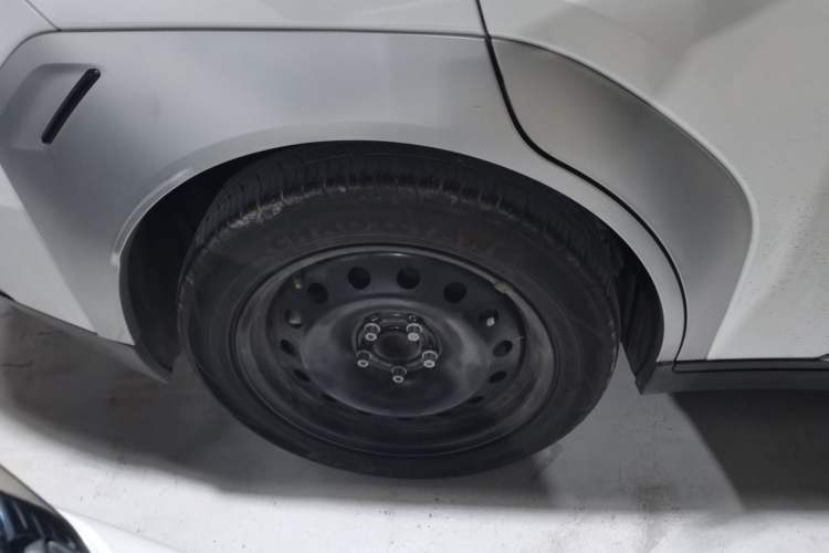 Used AION Y 2023 Plus 610 Enjoy Edition Exterior 5