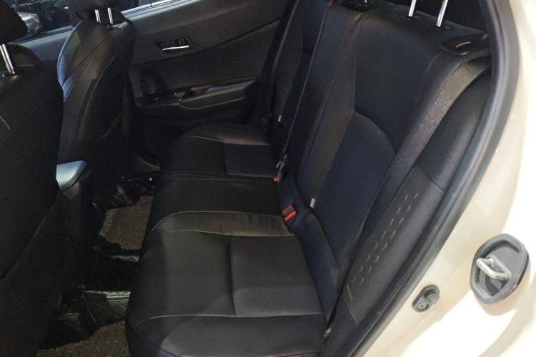 Used Toyota C-HR 2022 2.0L Leading Edition
