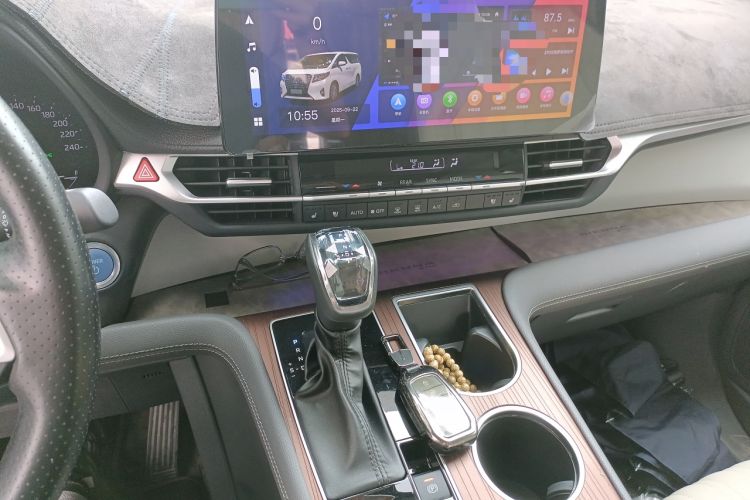 Used Toyota SIENNA 2023 2.5L Hybrid Comfort Edition
