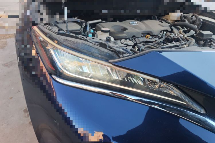 Used Toyota Harrier 2022 Dual-Engine 2.5L CVT Two-Wheel Drive Luxury Edition Right Front Headlight