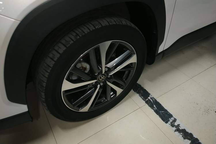 Used Toyota FRONTLANDER 2022 2.0L CVT Luxury PLUS Edition