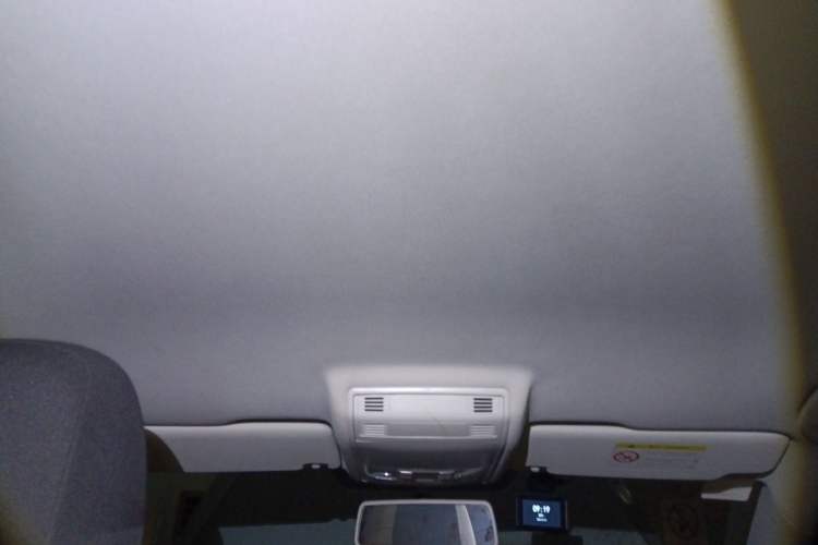 Used Volkswagen Golf 2015 1.6L Manual Fashion Edition
