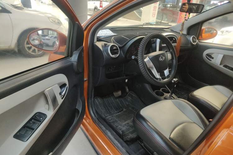 Used Geely Auto Panda Classic 2015 1.5L Automatic Cool & Fun Edition
