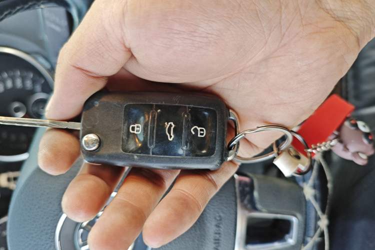 Used Volkswagen Golf 2011 1.4 TSI Comfort Travel Edition Vehicle Key