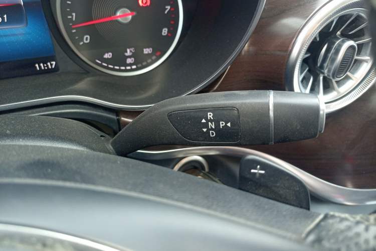 Used Mercedes-Benz V-Class 2020 V 260 Avantgarde Edition
