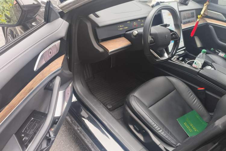 Used NETA S 2022 Extended-Range Version 1160 km Range Rear-Wheel Drive Mid-Grade Driver Seat