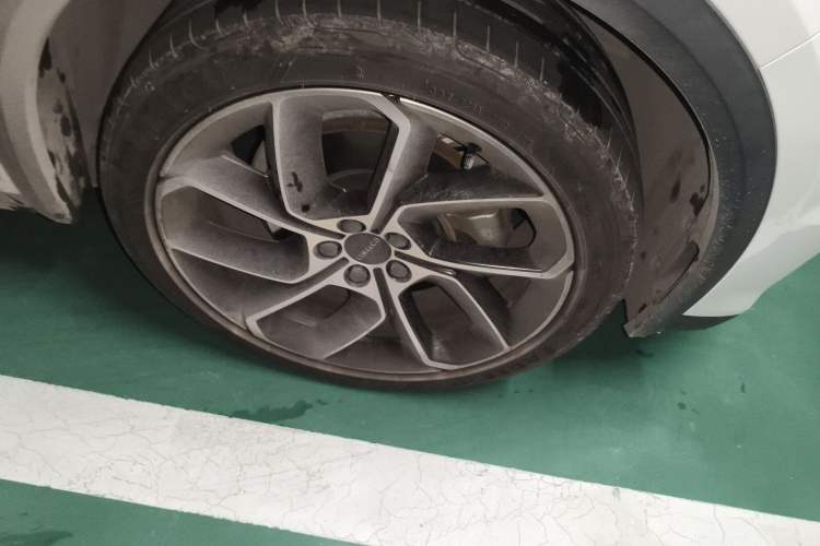 Used Lynk & Co 05 2020 2.0TD Two-Wheel Drive Shine Halo