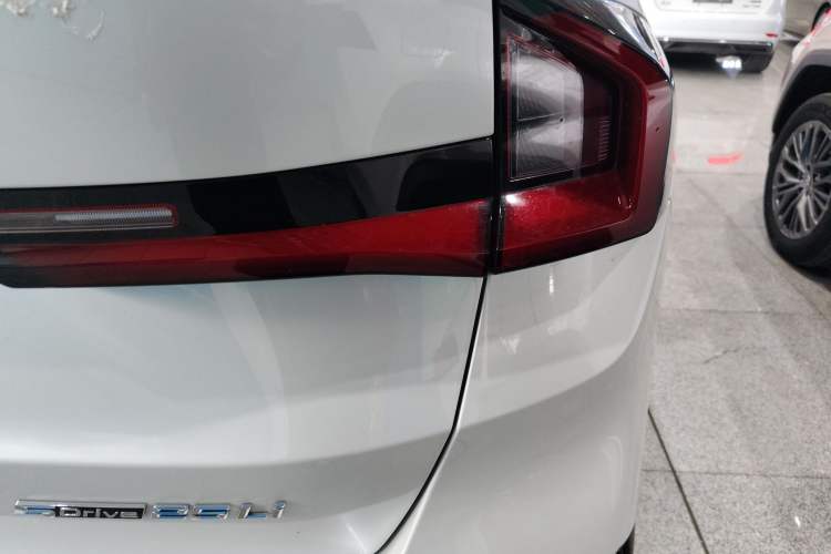 Used BMW X1 2023 sDrive25Li X Design Package Right Rear Taillight