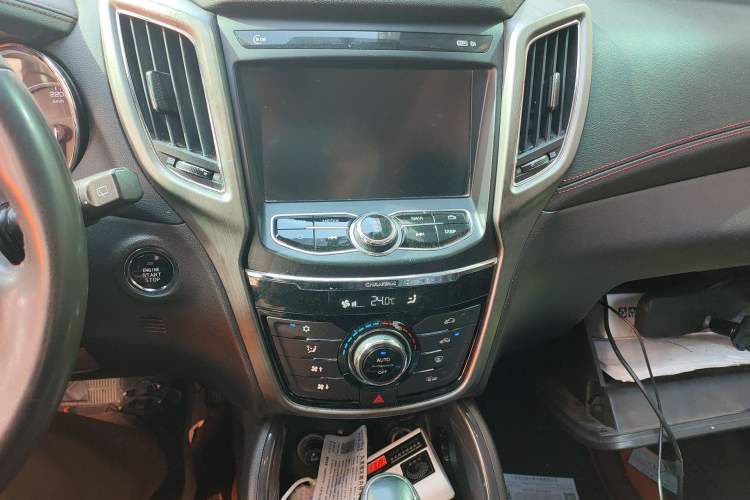 Used CHANGAN CS75 2017 Shangkui Edition 1.5T Automatic Fengxiang Model