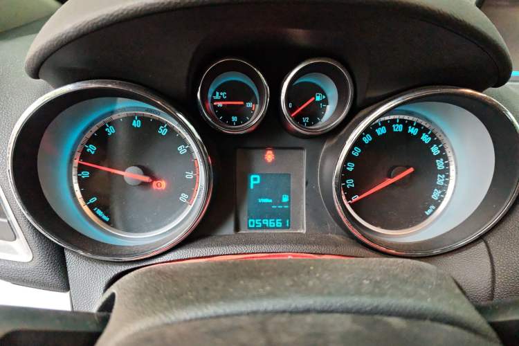 Used Buick Encore 2014 1.4T Automatic Two-Wheel Drive Urban Elite Model