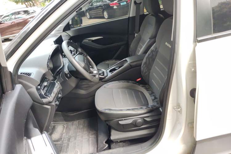 Used Baojun RS-3 2020 1.5L CVT Elite Version with 24-Hour Online Service