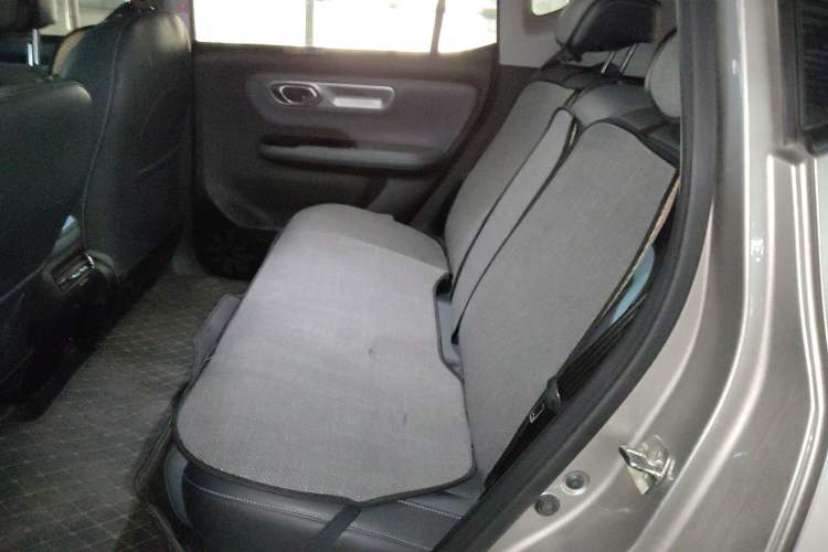 Used AION Y 2023 Plus 510 Smart Edition Left Rear Seat