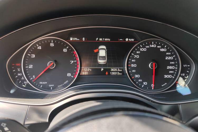 Used Audi A6L 2018 30th Anniversary Edition 45 TFSI quattro Sport model
