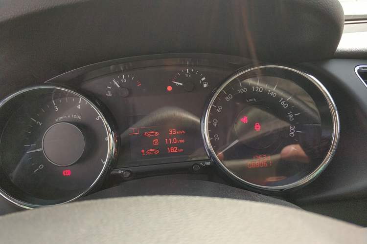 Used Peugeot 3008 2018 2.0L Automatic Classic Edition