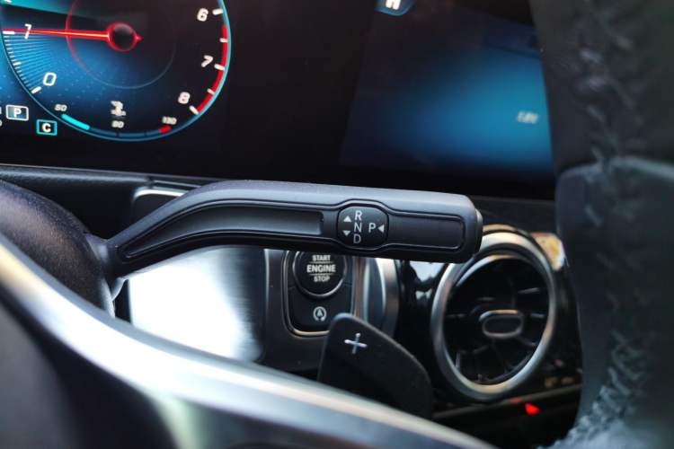 Used Mercedes-Benz GLB 2023 GLB 200 Dynamic Edition Gear Lever