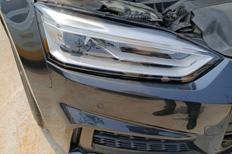 Used Audi A5 2017 Sportback 40 TFSI Fashion Model Right Front Headlight