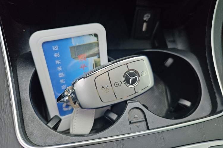 Used Mercedes-Benz C-Class 2020 Restyled C 260 L Sport Edition Vehicle Key