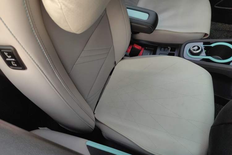 Used Chery Little Ant 2022 Sweet Pink Edition Low-Sugar Version Lithium Iron Phosphate 30 kW 301 km