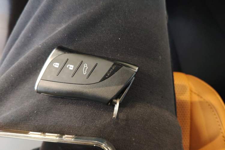 Used Lexus RX 2023 350h Four-Wheel Drive Enjoyment Version Interior 1