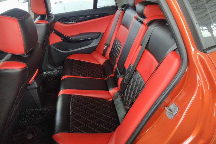 Used BMW X1 2015 sDrive18i Fashion Upgrade Edition Left Rear Seat