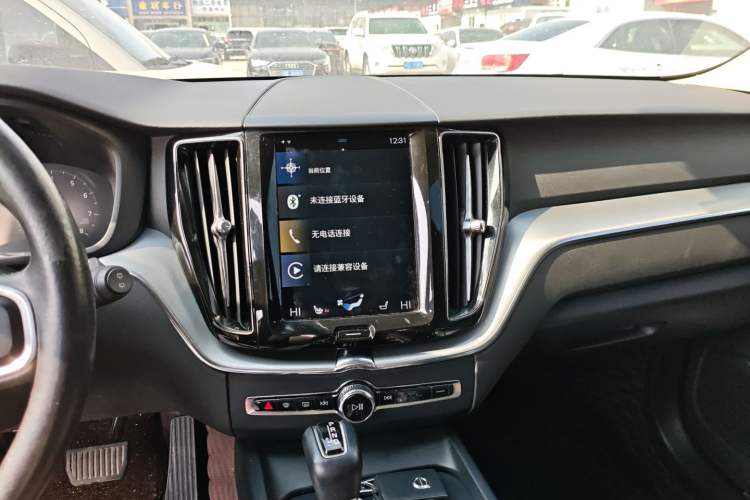 Used Volvo XC60 2018 T5 4x4 Smart Edition