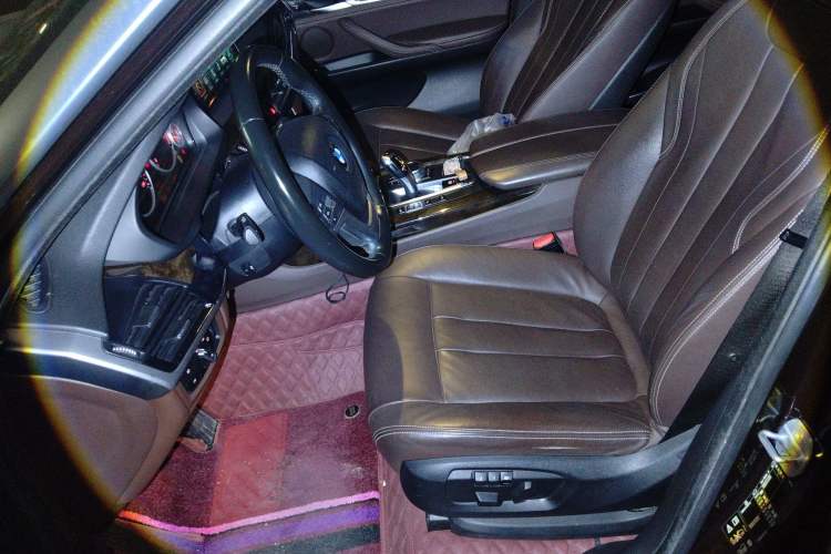 Used BMW X5 2017 xDrive28i Left Front Seat