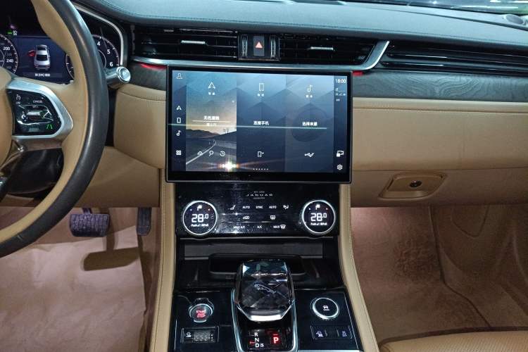 Used Jaguar XFL 2022 XFL 2.0T P250 Two-Wheel-Drive Prestige Luxury Edition
