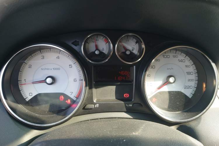 Used Peugeot 308 2014 Enjoy Edition Classic 1.6L Manual YouShang Model