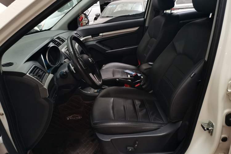 Used BAIC Senova X65 2015 2.0T Automatic Elite Model