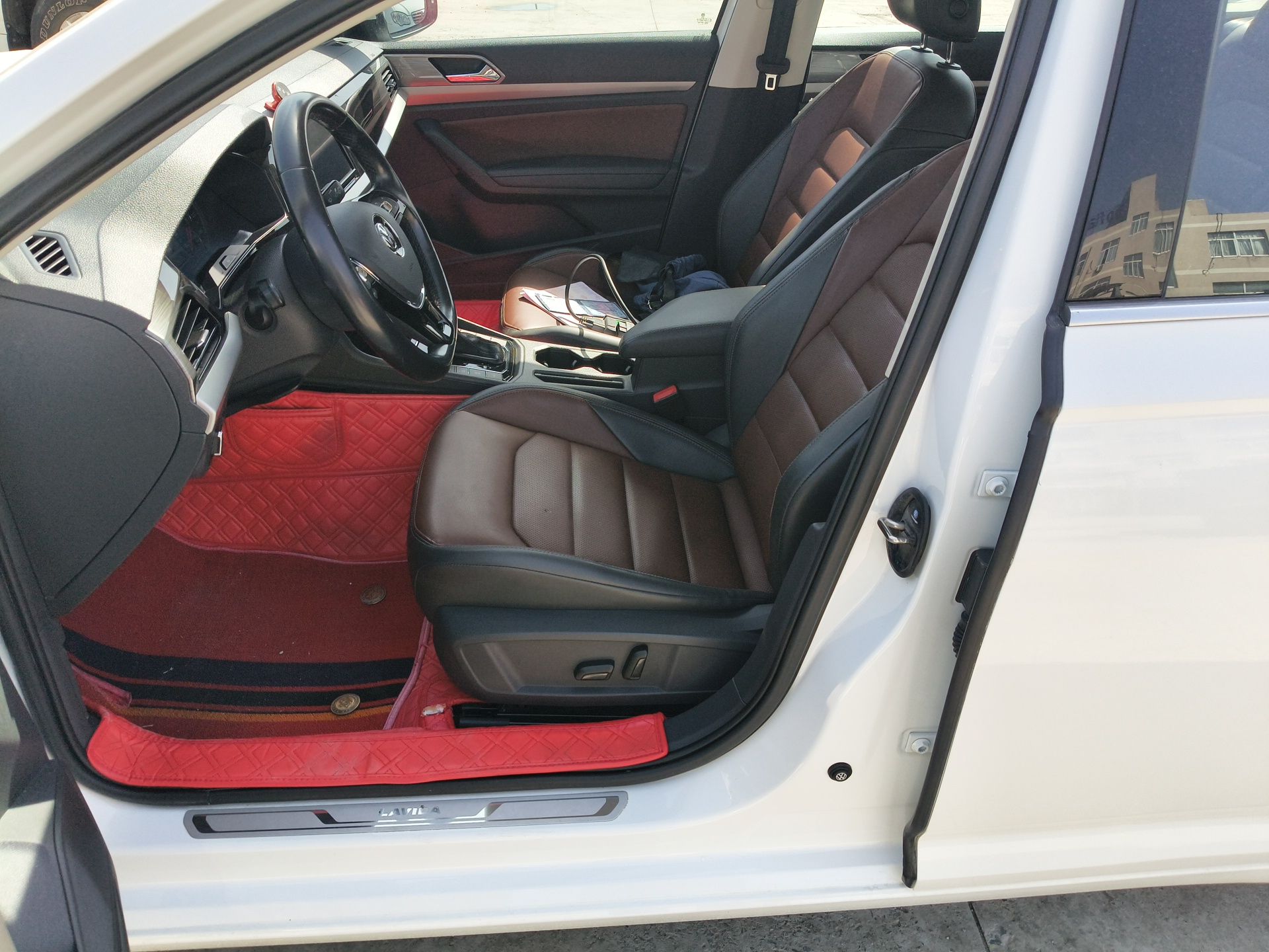 Interior delantero