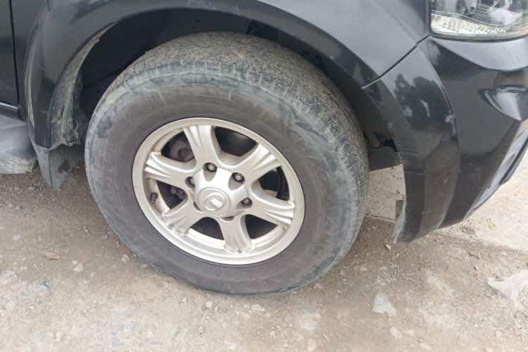 Used Great Wall Wingle 5 2017 2.0T European Version Diesel Two-Wheel Drive Elite Plus Big Double-Cab GW4D20D
