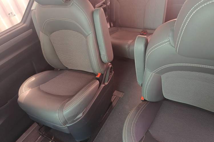 Used SAIC MAXUS G10 2018 PLUS 2.0T Automatic Elite Edition
