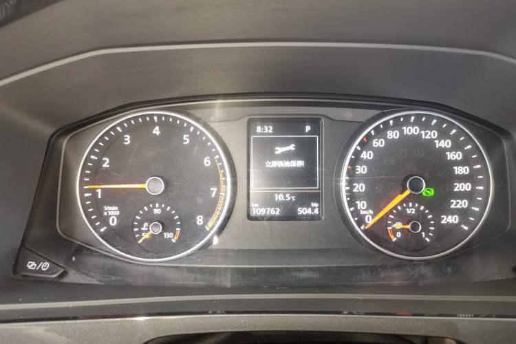 Used Volkswagen Caravelle 2018 2.0 TSI 4x4 Luxury Edition 7-Seater
