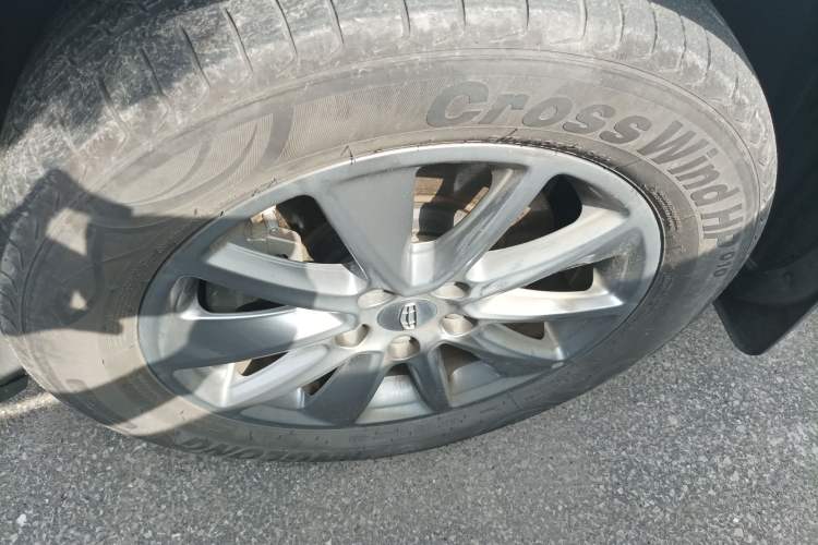 Used Geely Auto Jiajie 2021 1.8TD DCT Comfort Model Left Front Wheel Hub