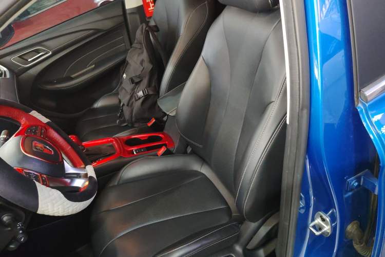 Used Roewe i5 2019 1.5L Automatic 4G Connected Langhao Edition
