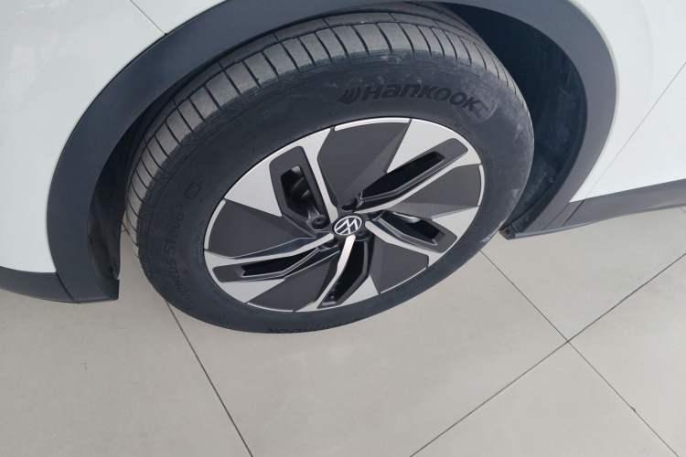 Used Volkswagen ID.4 CROZZ 2024 Pure Edition Limited Edition Left Front Wheel Hub