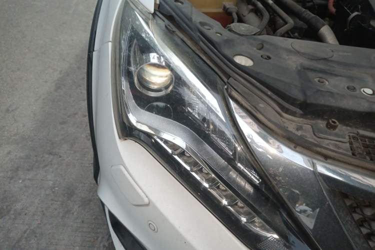 Used BYD Tang New Energy 2015 2.0T Four-Wheel-Drive Flagship Model