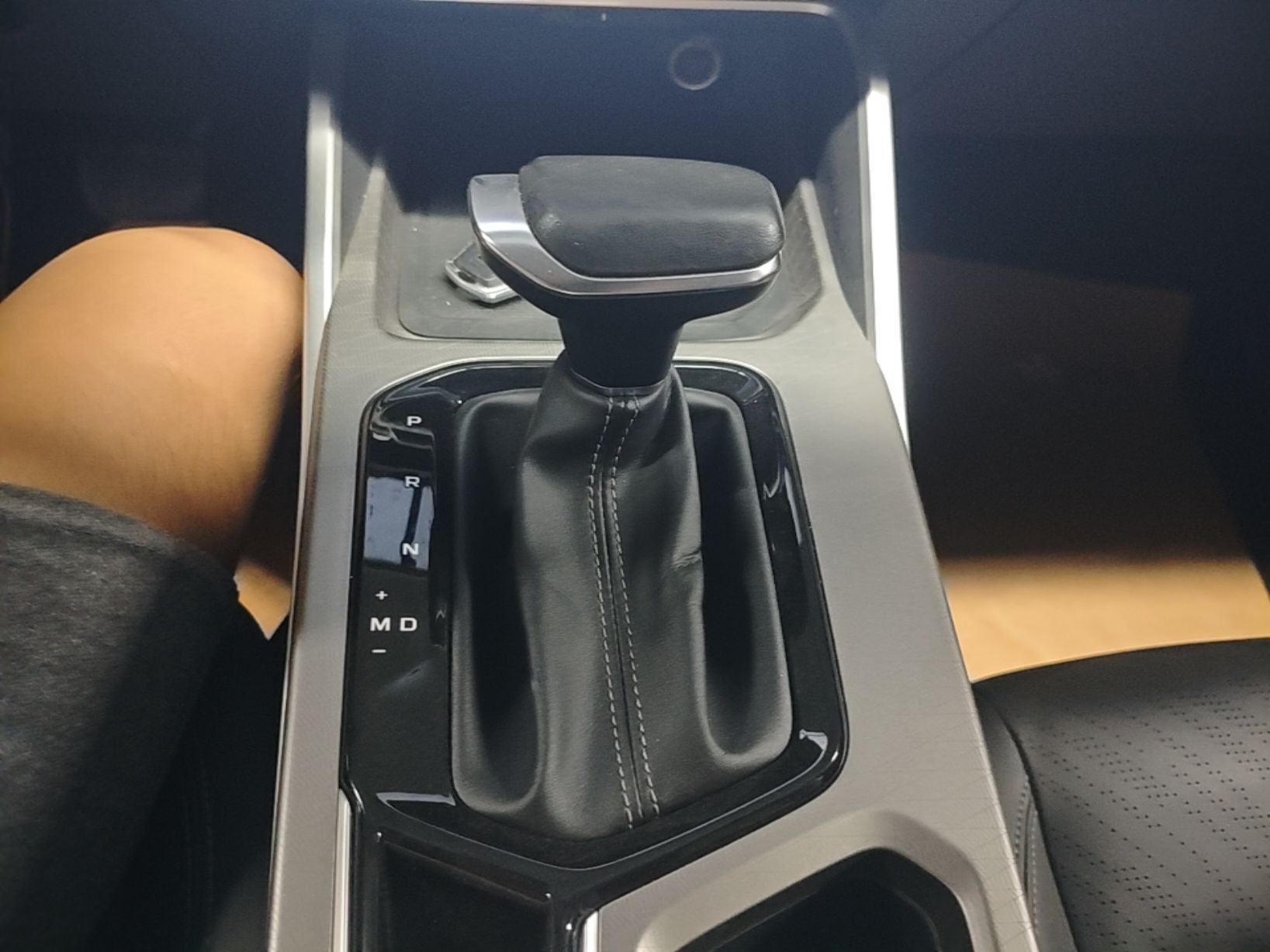 Geely Auto Emgrand 2023 4th Generation Champion Edition 1.5L CVT Luxury Model — снимка 16