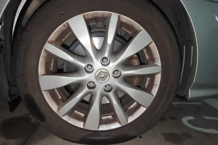 Used Renault Latitude 2011 2.5L Automatic Luxury Navigation Edition