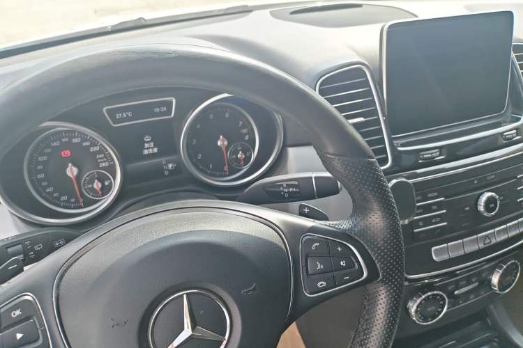 Used Mercedes-Benz GLE 2015 GLE 320 4MATIC
