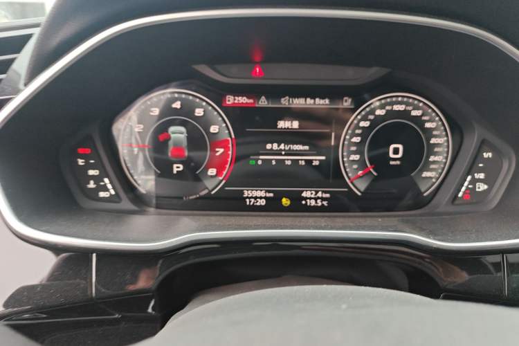 Used Audi Q3 2022 35 TFSI Fashion Dynamic Model Odometer Close Up