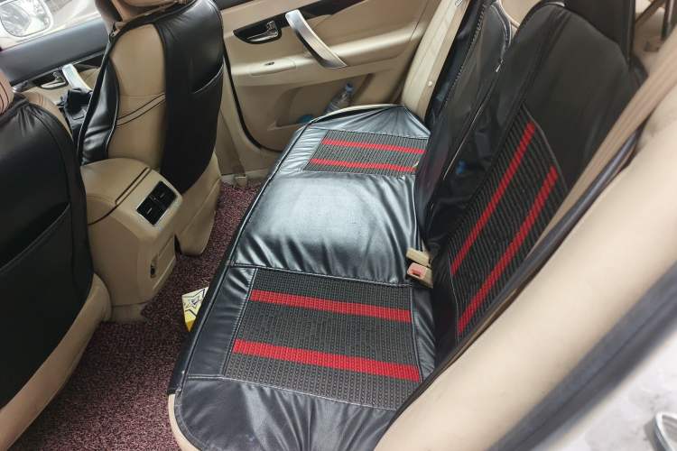 Used CHANGAN Raeton 2014 1.8T Automatic Elite Anniversary Edition China IV Standard
