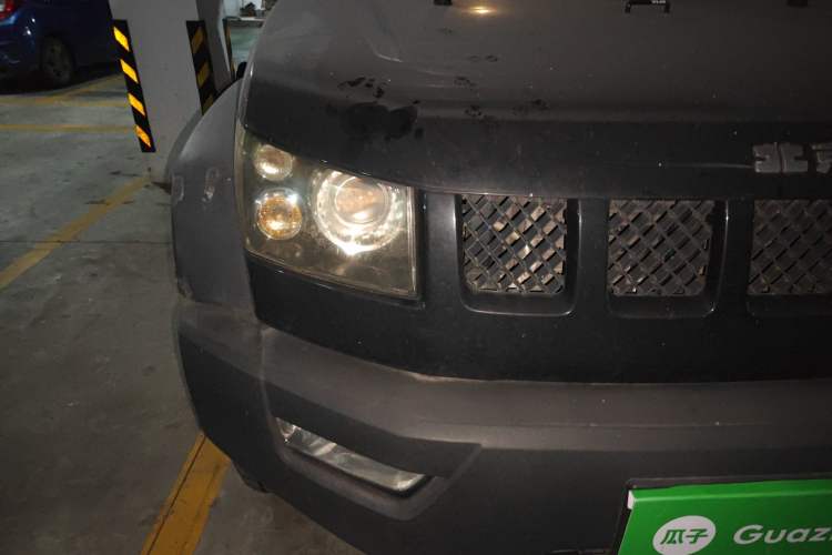 Used BAIC Off-Road BJ40 2014 2.4L Manual Cross-Country Edition
