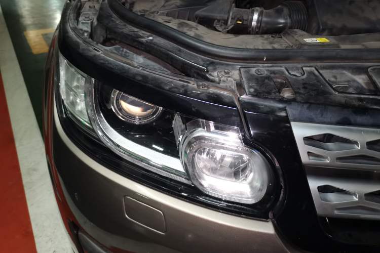 Used Land Rover Range Rover Sport 2014 3.0 SC V6 HSE
