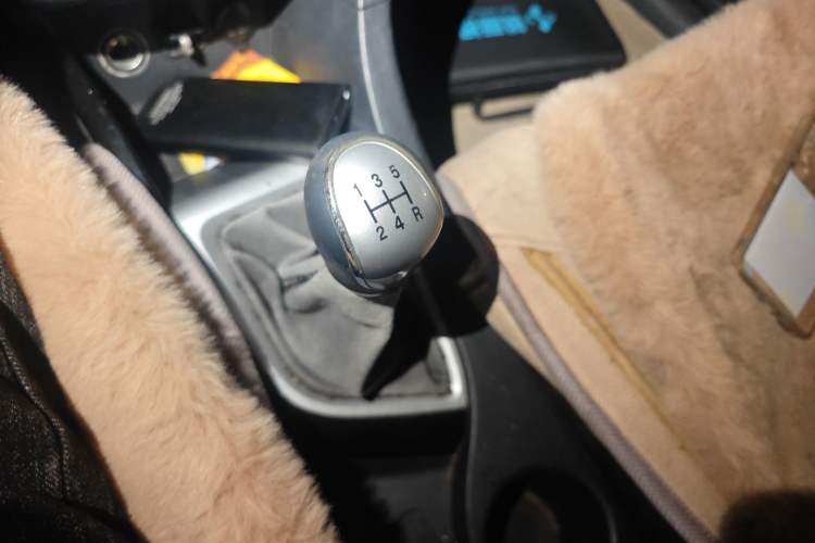 Used Changan Alsvin V7 2016 1.6L Manual Enjoyment Model China V Standard
