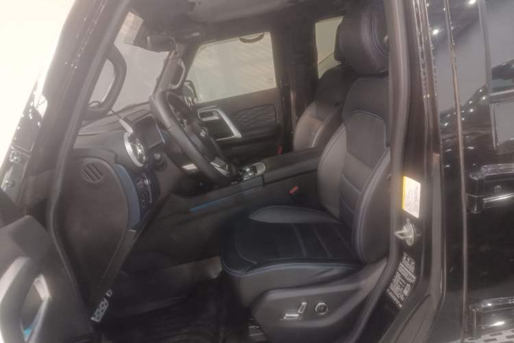 Used BAIC Off-Road BJ40 2023 2.0T Automatic Four-Wheel Drive Urban Hunter Edition Chivalrous Type Left Front Seat