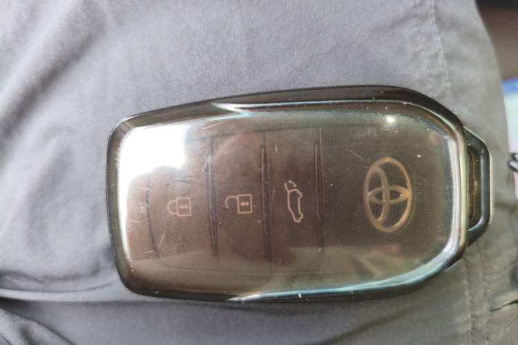 Used Toyota Prado 2024 2.4T Wilderness WX Edition 6 Seats Vehicle Key