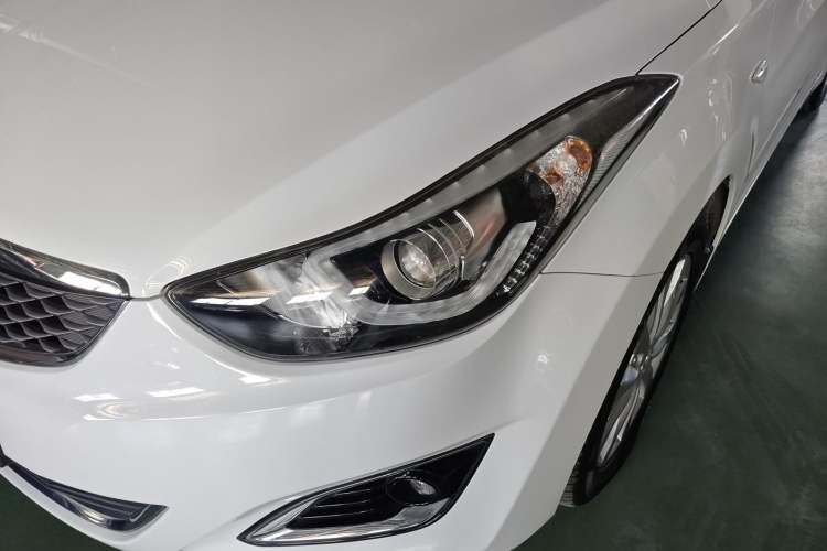 Used Hyundai Elantra (5th Generation / Langdong) 2016 1.6L Automatic Smart Version Left Front Headlight