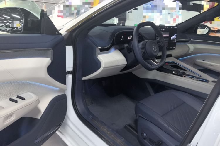 Used Zeekr 001 2025 YOU Edition 100 kWh All-Wheel Drive Driver Seat